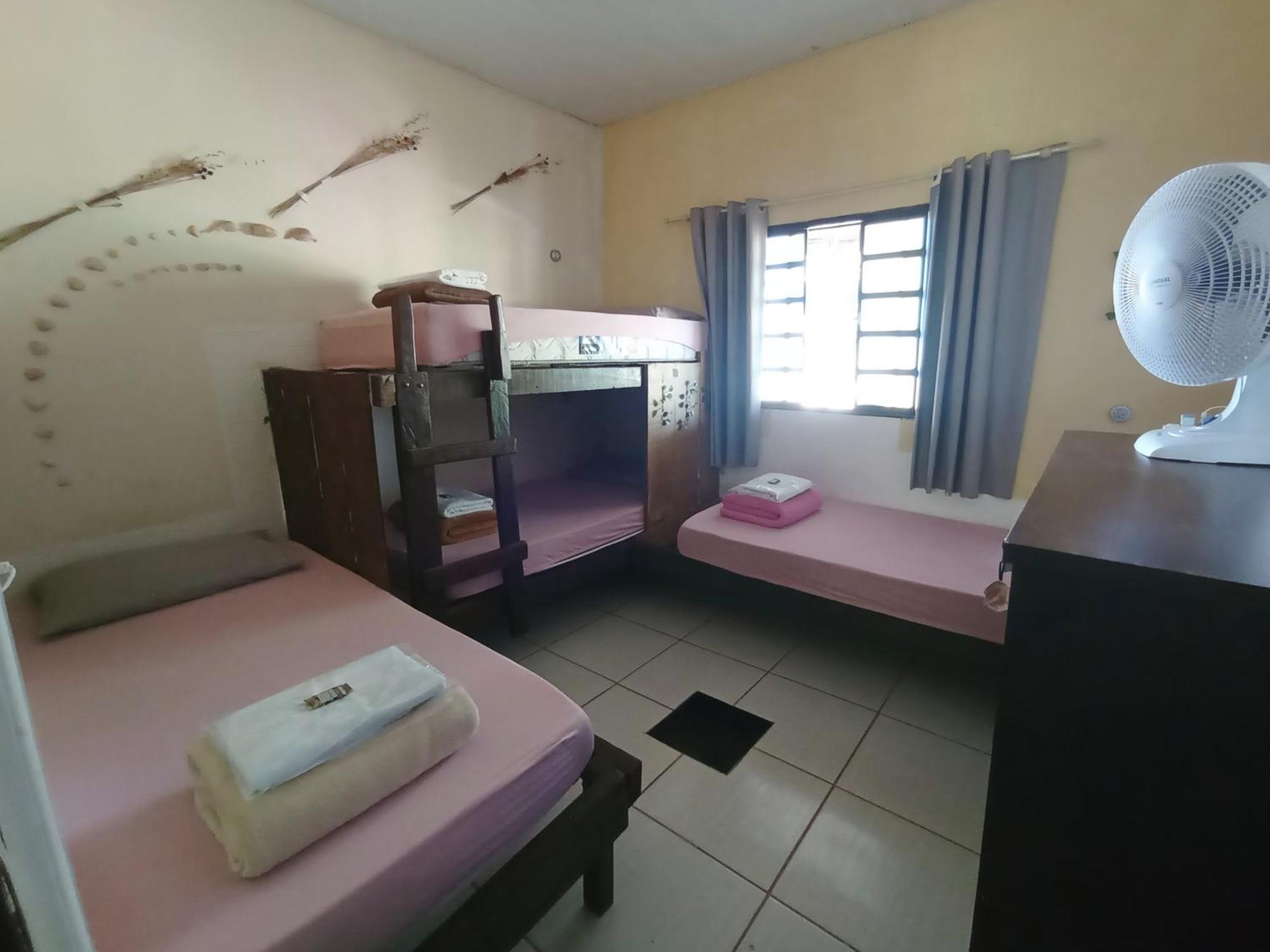 Hostel Do Gui Alto Paraiso de Goias Phòng bức ảnh